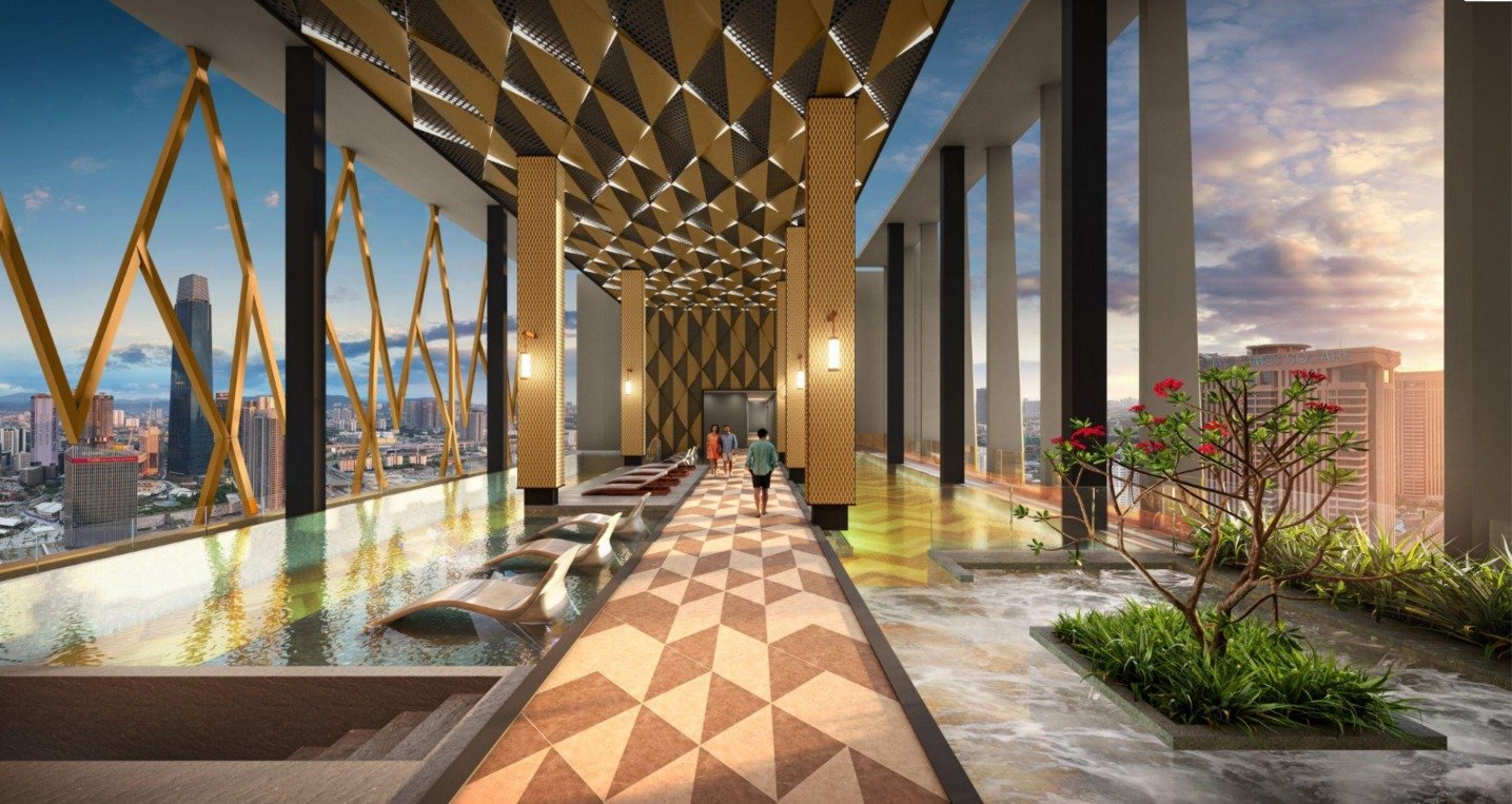 Branniganz Suites sky deck walkway