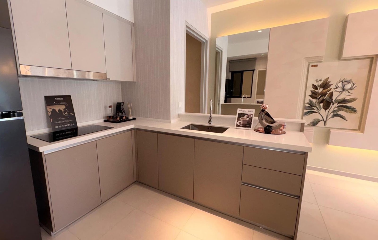 Stellaris @ Riana Dutamas show unit kitchen cabinet with hob and sink